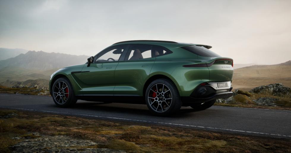 Νέα βασική Aston Martin DBX με 435 ίππους 